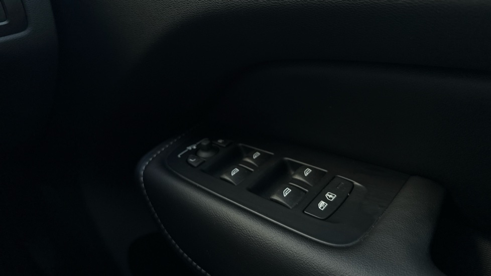 Used Volvo XC60 2025 for sale - 77745712: Photo 52