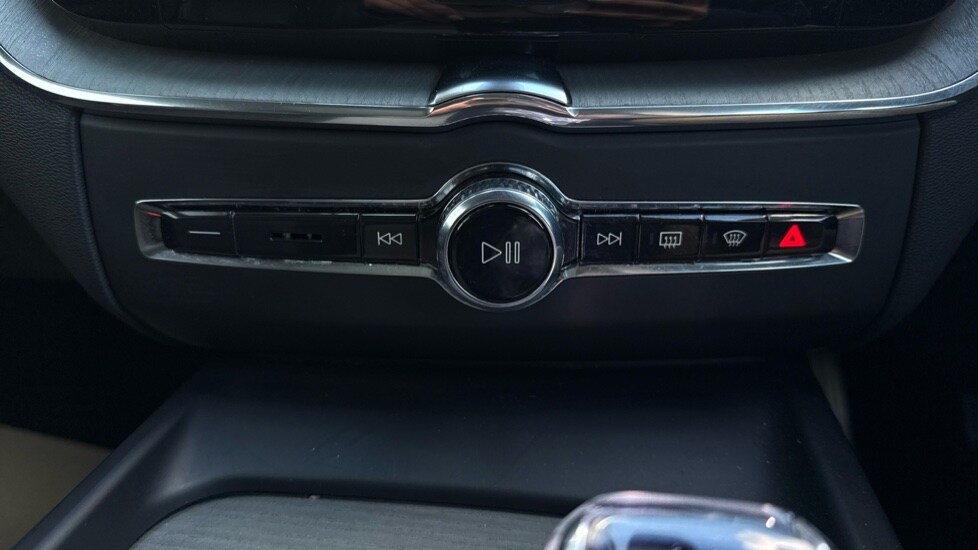 Used Volvo XC60 2025 for sale - 77745712: Photo 53