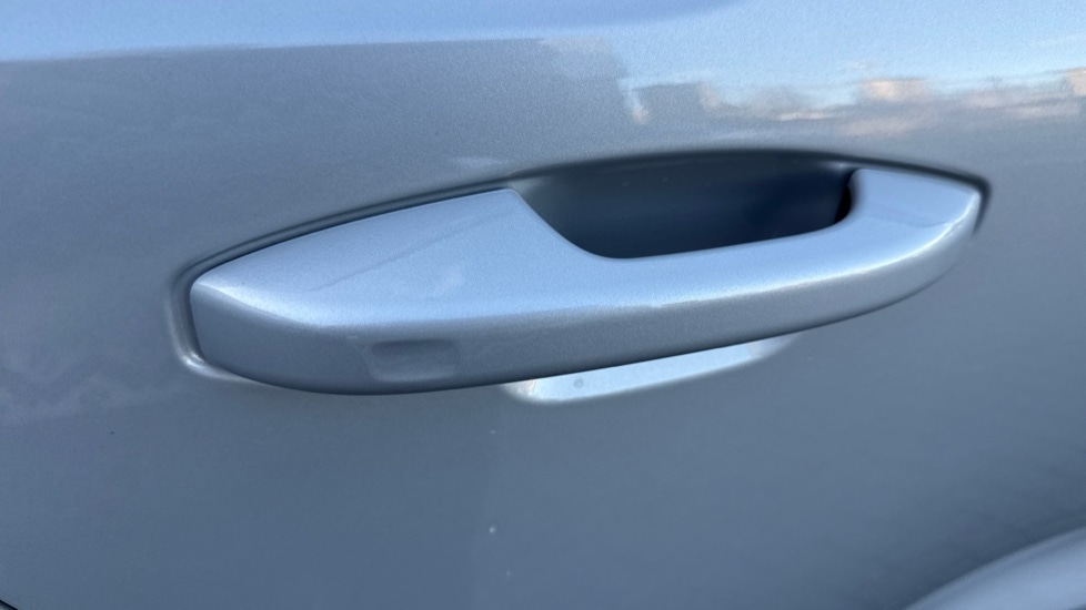 Used Volvo XC40 2025 for sale - 77539718: Photo 22