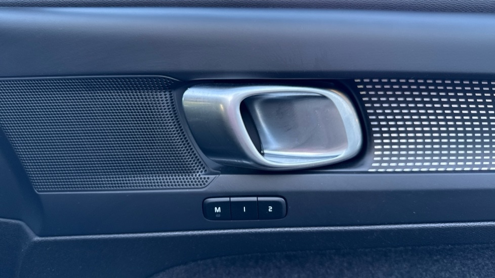 Used Volvo XC40 2025 for sale - 77539718: Photo 33