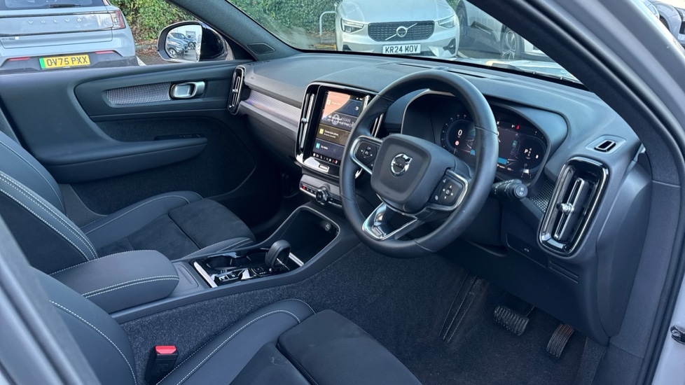 Used Volvo XC40 2025 for sale - 77539718: Photo 4