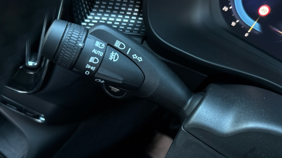 Used Volvo XC40 2025 for sale - 77539718: Photo 40