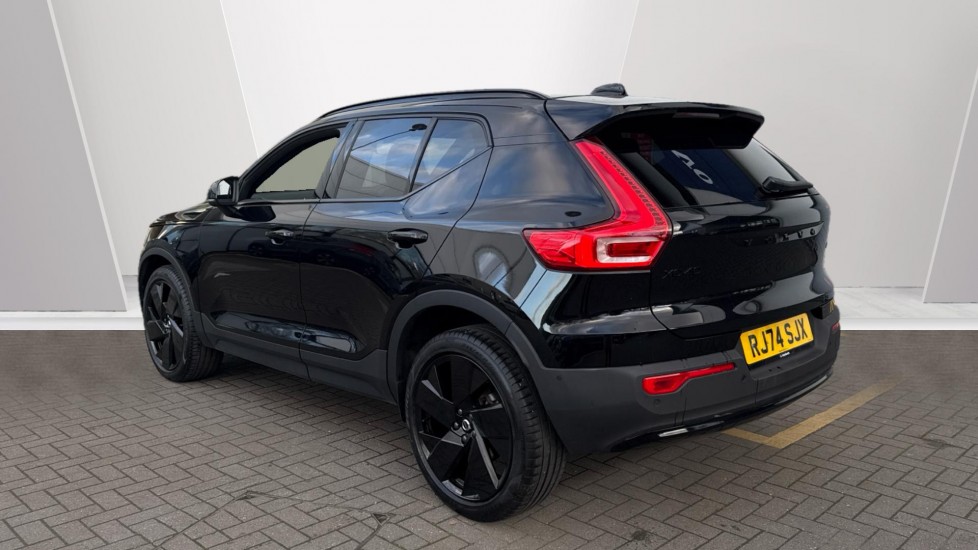 Used Volvo XC40 2024 for sale - 76928087: Photo 2