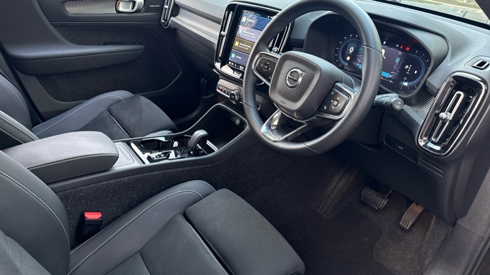 Used Volvo XC40 2024 for sale - 76928087: Photo 4
