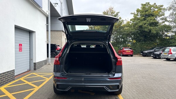 Used Volvo XC60 2022 for sale - 76191123: Photo 13