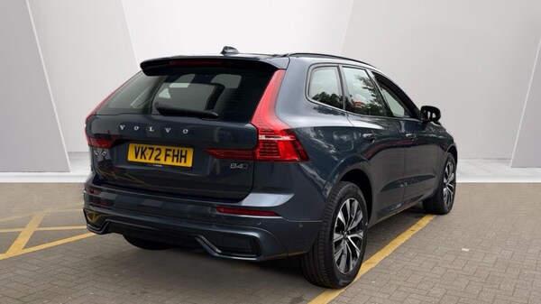 Used Volvo XC60 2022 for sale - 76191123: Photo 2