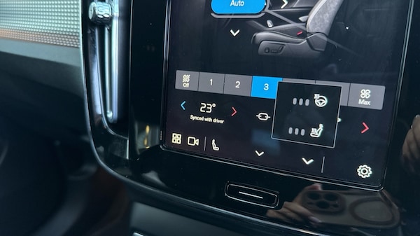 Used Volvo XC40 2021 for sale - 75472537: Photo 17