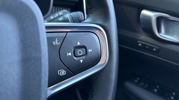 Used Volvo XC40 2021 for sale - 75472537: Photo 24