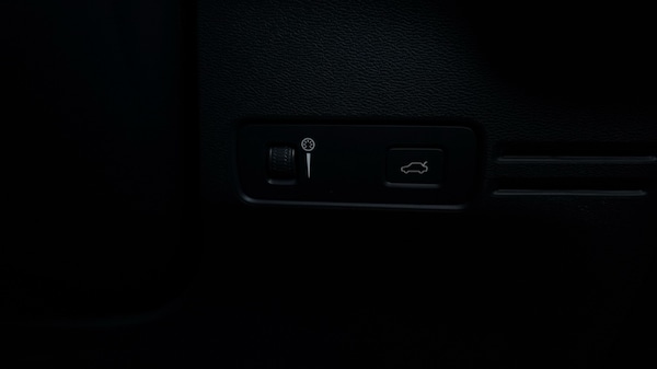 Used Volvo XC40 2021 for sale - 75472537: Photo 28