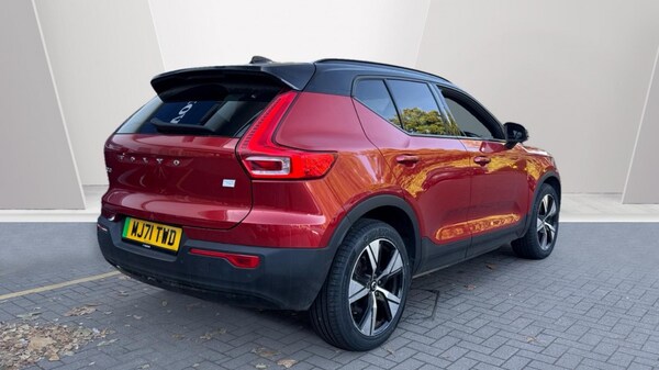 Used Volvo XC40 2021 for sale - 75472537: Photo 2