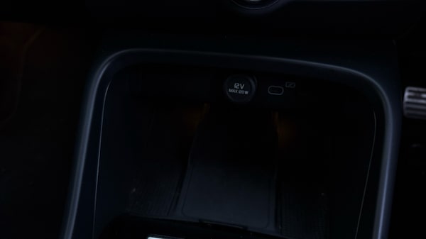 Used Volvo XC40 2021 for sale - 75472537: Photo 32