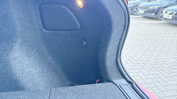 Used Volvo XC40 2021 for sale - 75472537: Photo 38