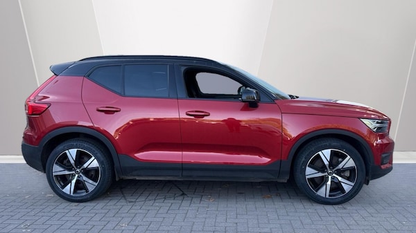Used Volvo XC40 2021 for sale - 75472537: Photo 3
