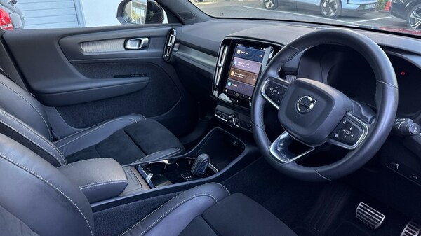 Used Volvo XC40 2021 for sale - 75472537: Photo 4