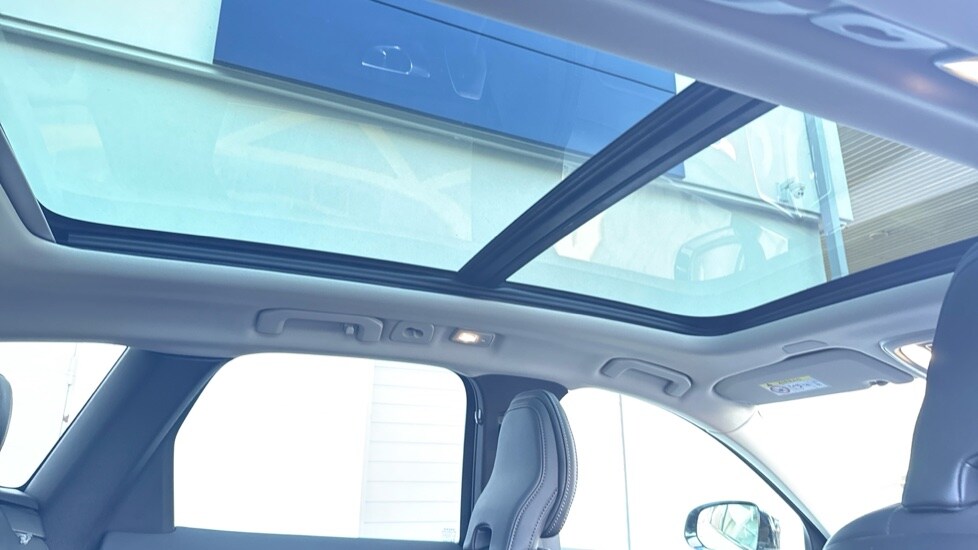 Used Volvo XC60 2025 for sale - 77360479: Photo 40