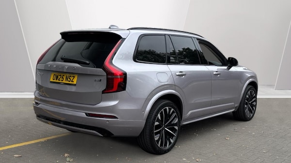 Used Volvo XC90 2025 for sale - 75472535: Photo 2