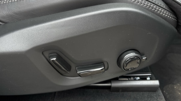 Used Volvo XC90 2025 for sale - 75472535: Photo 35