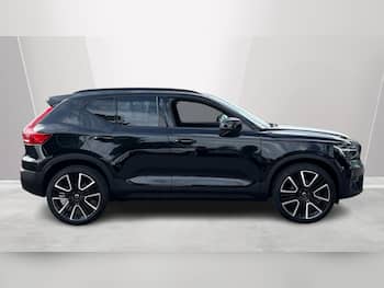 Used Volvo XC40 2025 for sale - 79627802: Photo