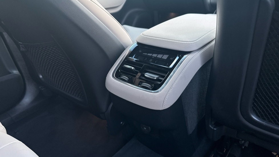 Used Volvo XC90 2025 for sale - 77319077: Photo 23