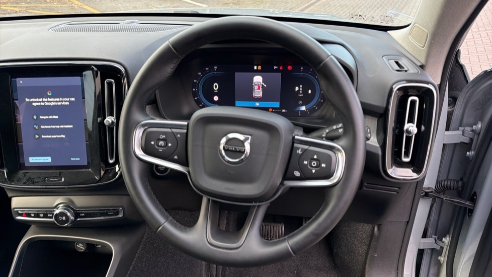 Used Volvo XC40 2024 for sale - 77293398: Photo 10