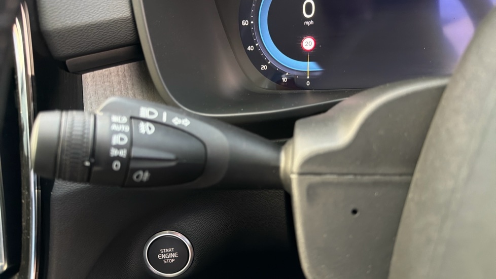 Used Volvo XC40 2024 for sale - 77293398: Photo 20