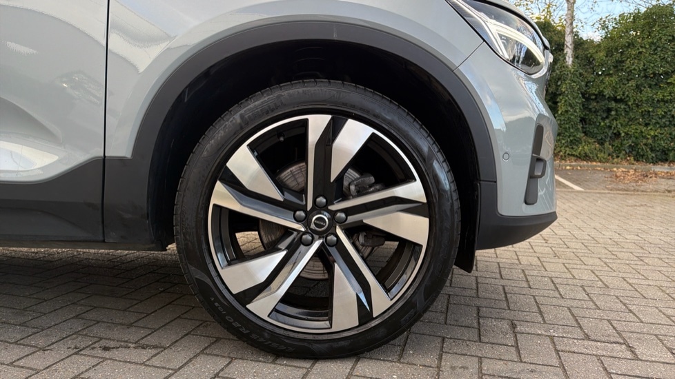 Used Volvo XC40 2024 for sale - 77293398: Photo 9