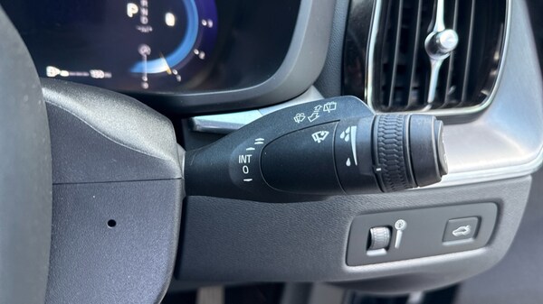 Used Volvo XC60 2021 for sale - 76021917: Photo 23