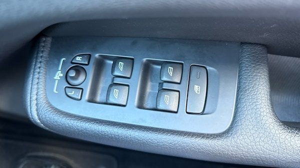 Used Volvo XC60 2021 for sale - 76021917: Photo 25
