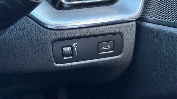 Used Volvo XC60 2021 for sale - 76021917: Photo 28