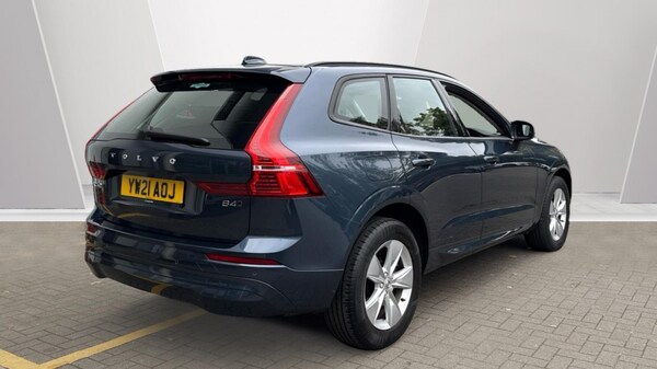 Used Volvo XC60 2021 for sale - 76021917: Photo 2