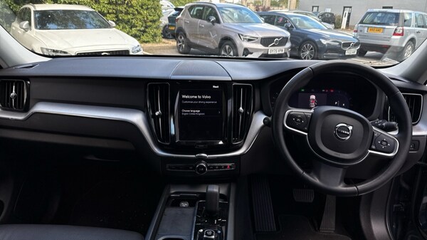 Used Volvo XC60 2021 for sale - 76021917: Photo 5