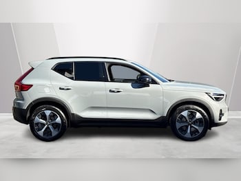 Used Volvo XC40 2026 for sale - 79413430: Photo