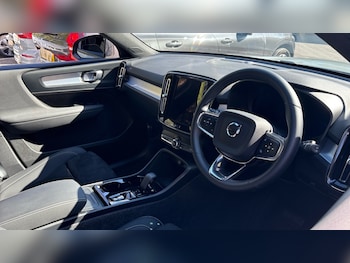 Used Volvo XC40 2026 for sale - 79413430: Photo
