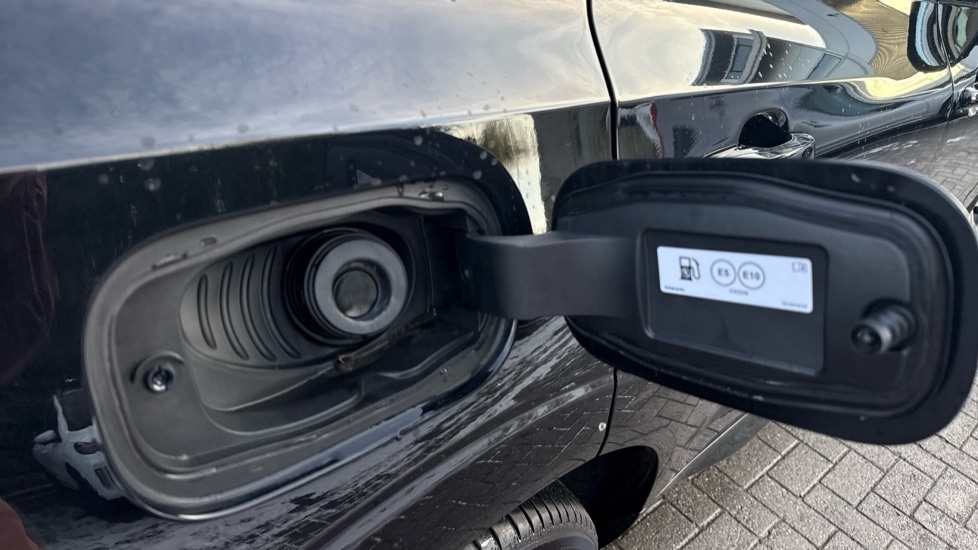 Used Volvo XC60 2025 for sale - 77698242: Photo 24