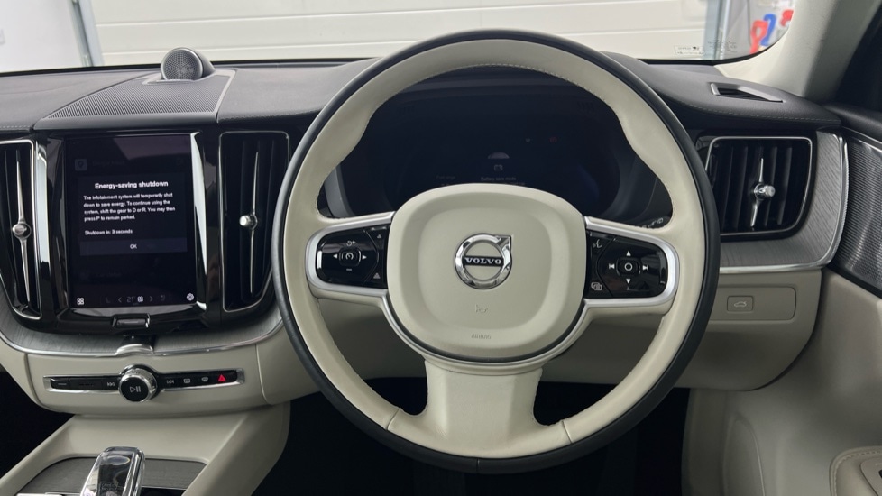 Used Volvo XC60 2025 for sale - 76796304: Photo 10