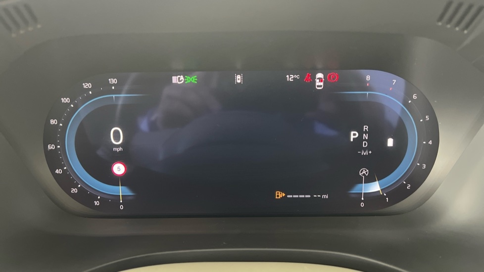 Used Volvo XC60 2025 for sale - 76796304: Photo 11