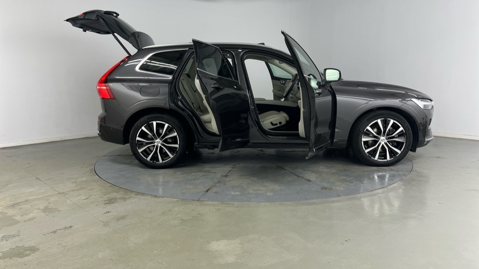 Used Volvo XC60 2025 for sale - 76796304: Photo 24