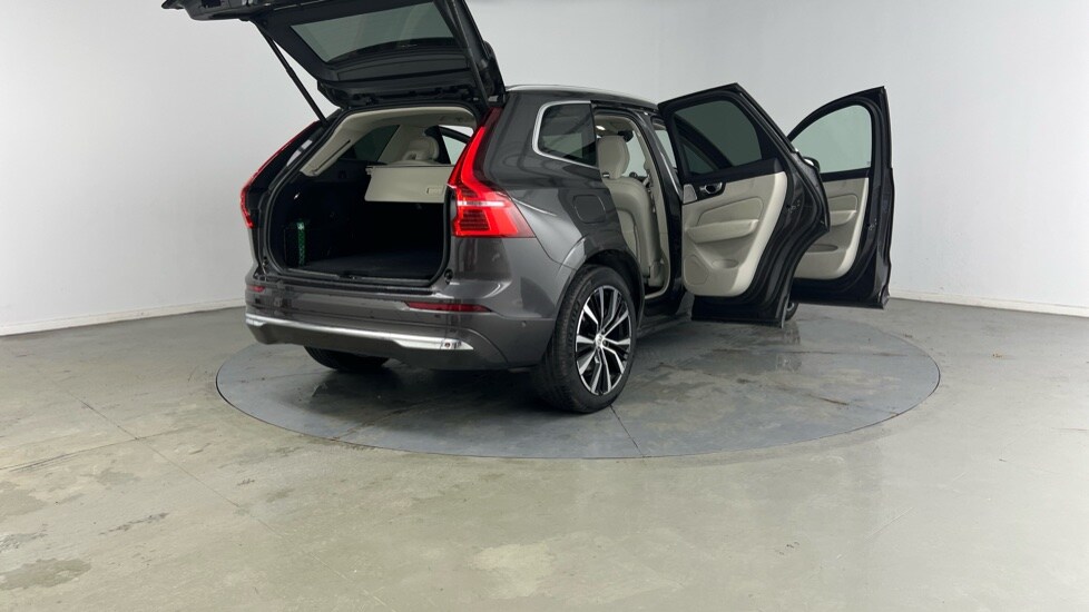 Used Volvo XC60 2025 for sale - 76796304: Photo 28