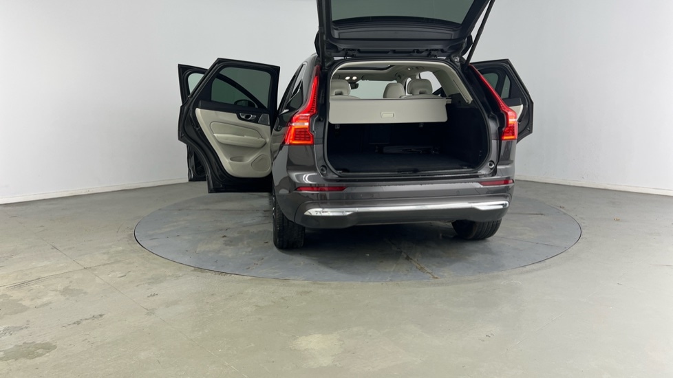 Used Volvo XC60 2025 for sale - 76796304: Photo 31