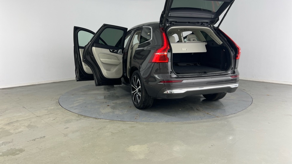 Used Volvo XC60 2025 for sale - 76796304: Photo 32