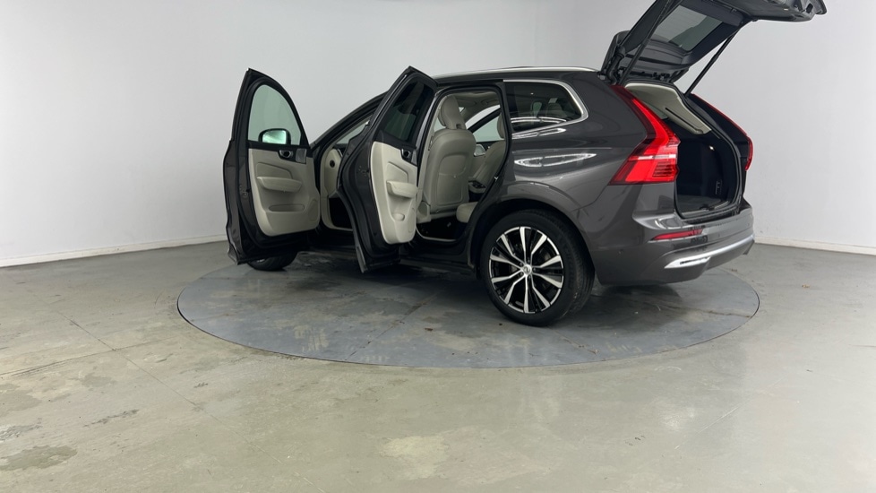 Used Volvo XC60 2025 for sale - 76796304: Photo 34