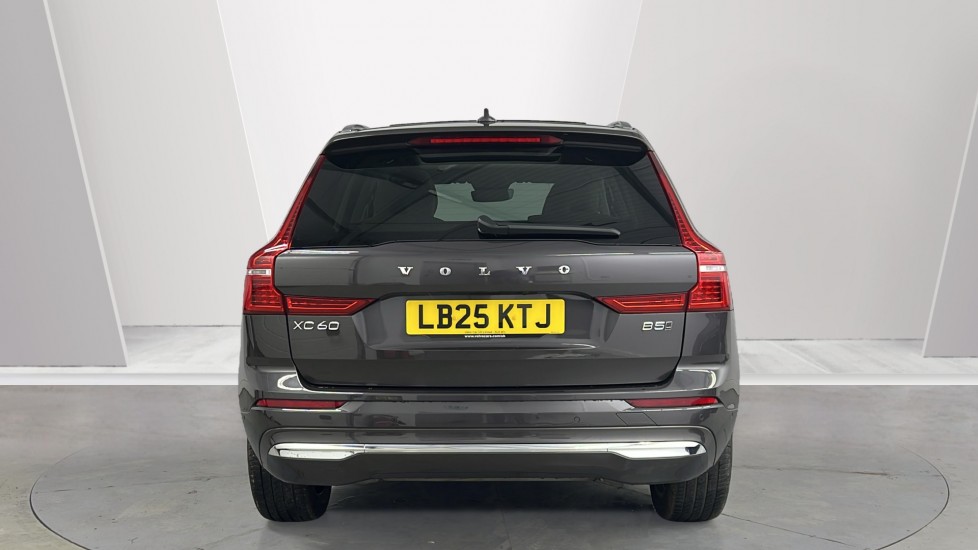 Used Volvo XC60 2025 for sale - 76796304: Photo 7