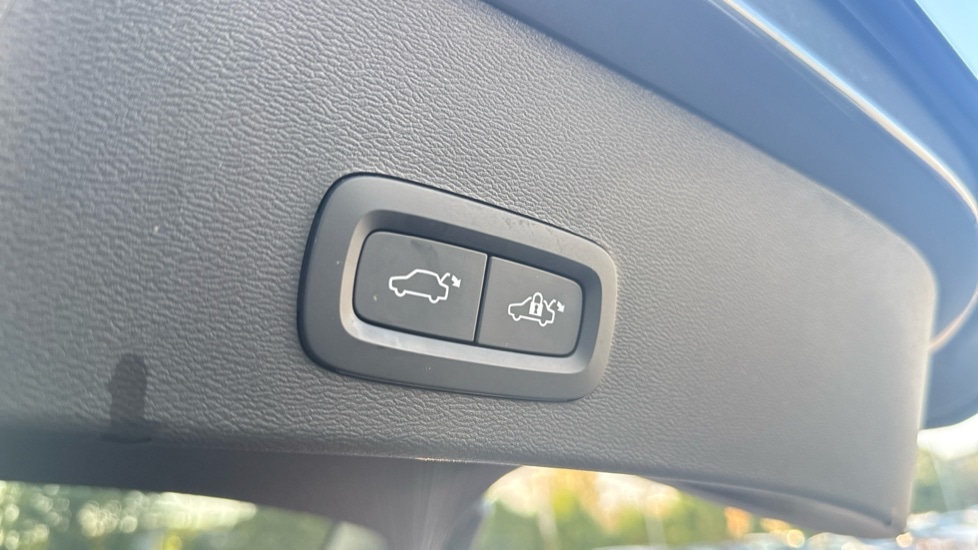 Used Volvo XC40 2022 for sale - 77795178: Photo 29