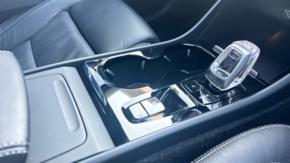 Used Volvo XC40 2022 for sale - 77795178: Photo 38