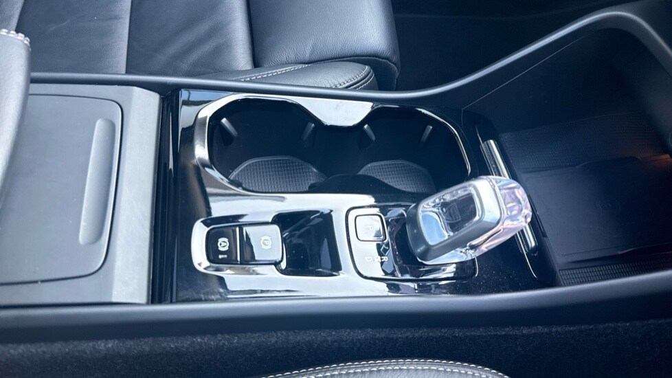 Used Volvo XC40 2022 for sale - 77795178: Photo 39