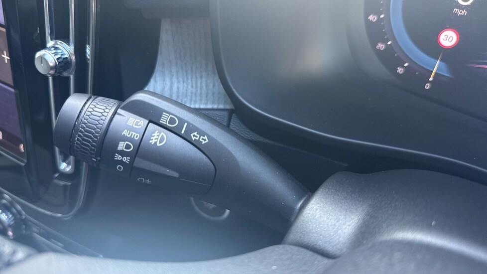 Used Volvo XC40 2022 for sale - 77795178: Photo 46