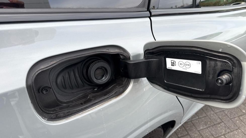 Used Volvo V60 2025 for sale - 77499563: Photo 23