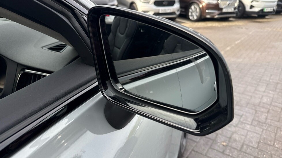 Used Volvo V60 2025 for sale - 77499563: Photo 32