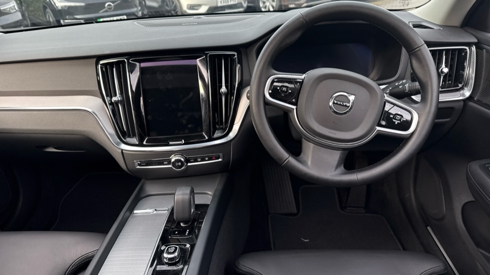 Used Volvo V60 2025 for sale - 77499563: Photo 5