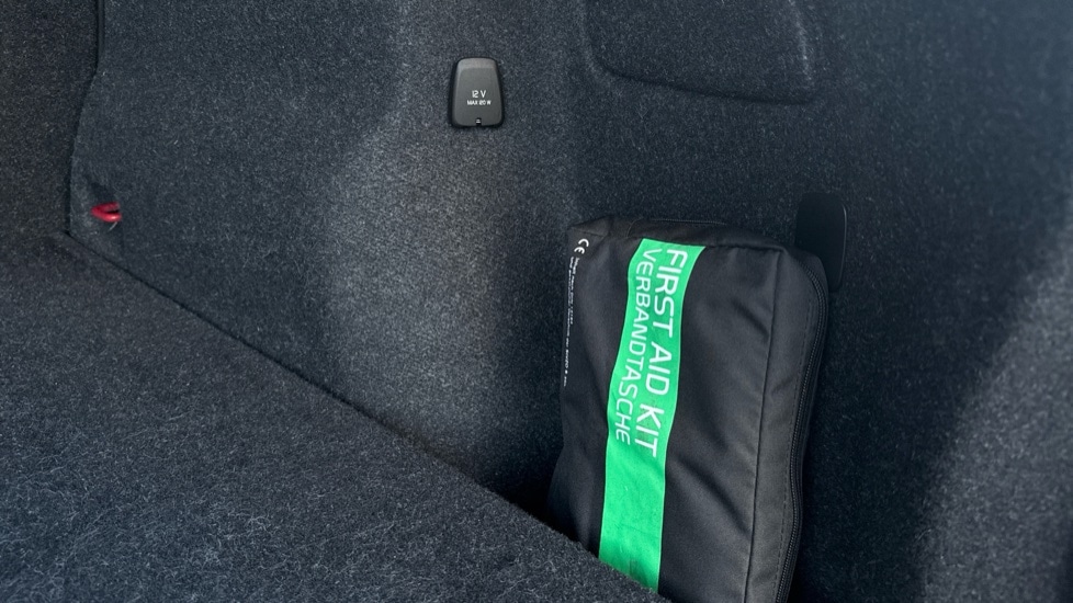 Used Volvo XC40 2021 for sale - 77893972: Photo 16